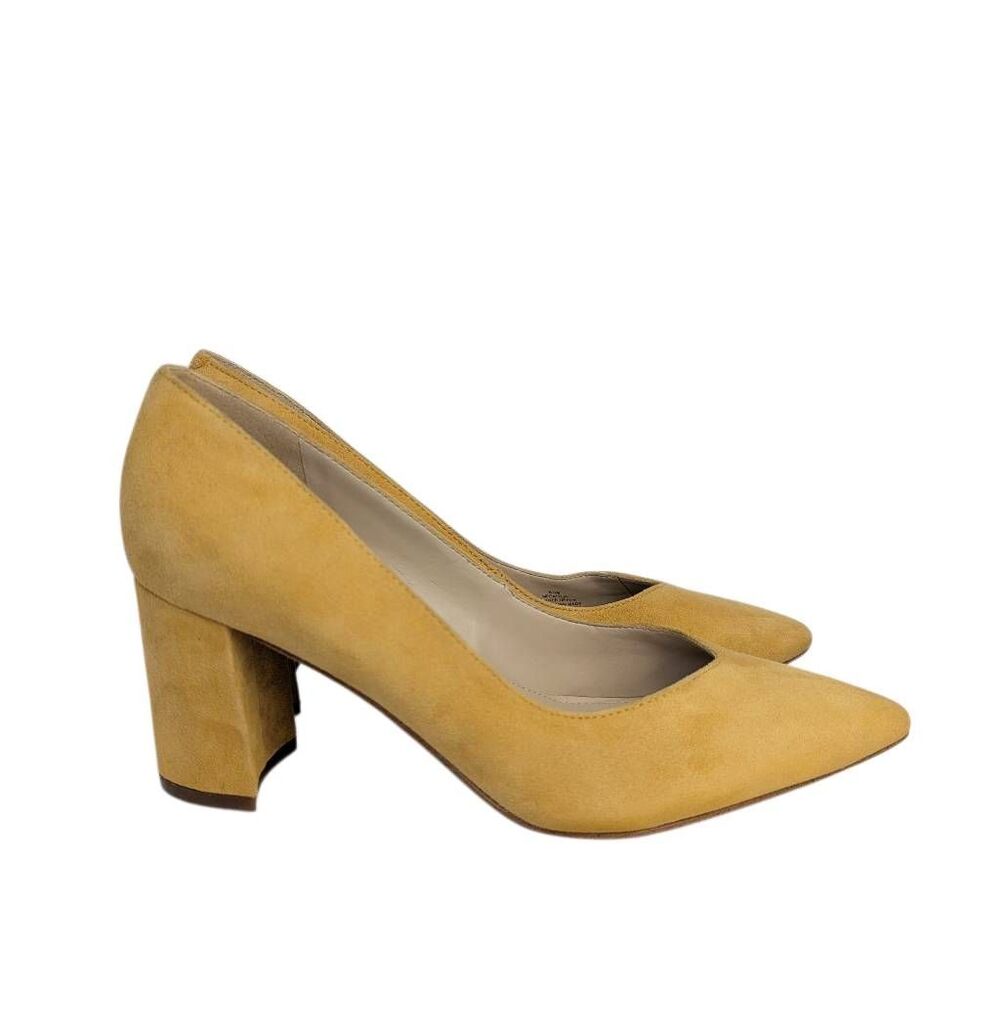 Marc Fisher Caitlyn Yellow suede pointed toe block heel pump womens 6.5